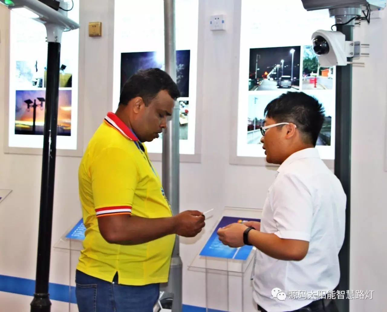 一帶一路，東盟展會(huì)，東盟博覽會(huì)，太陽能路燈，太陽能路燈廠家，光伏路燈廠家，太陽能平板燈