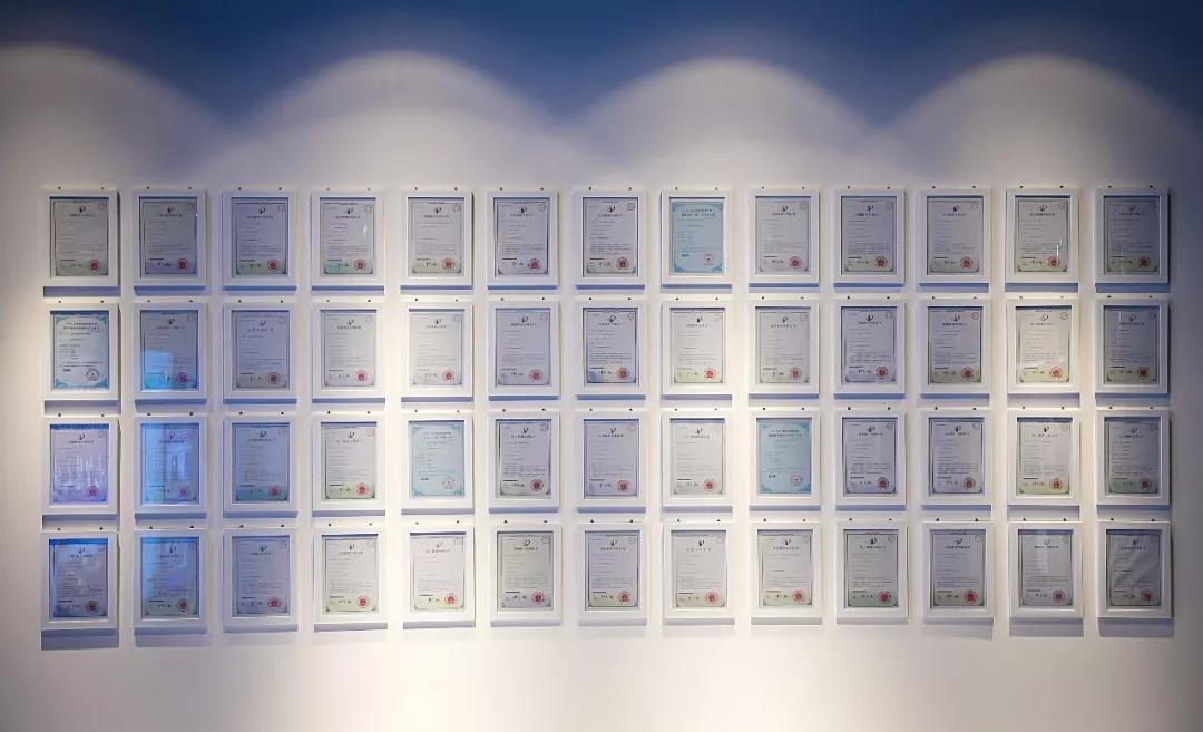 華為被美國封殺，靠什么突出重圍？