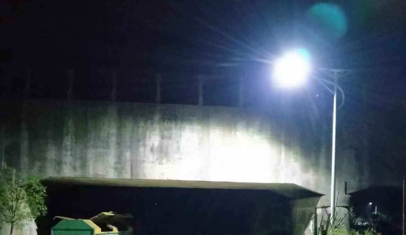 太陽(yáng)能路燈地基澆注的步驟